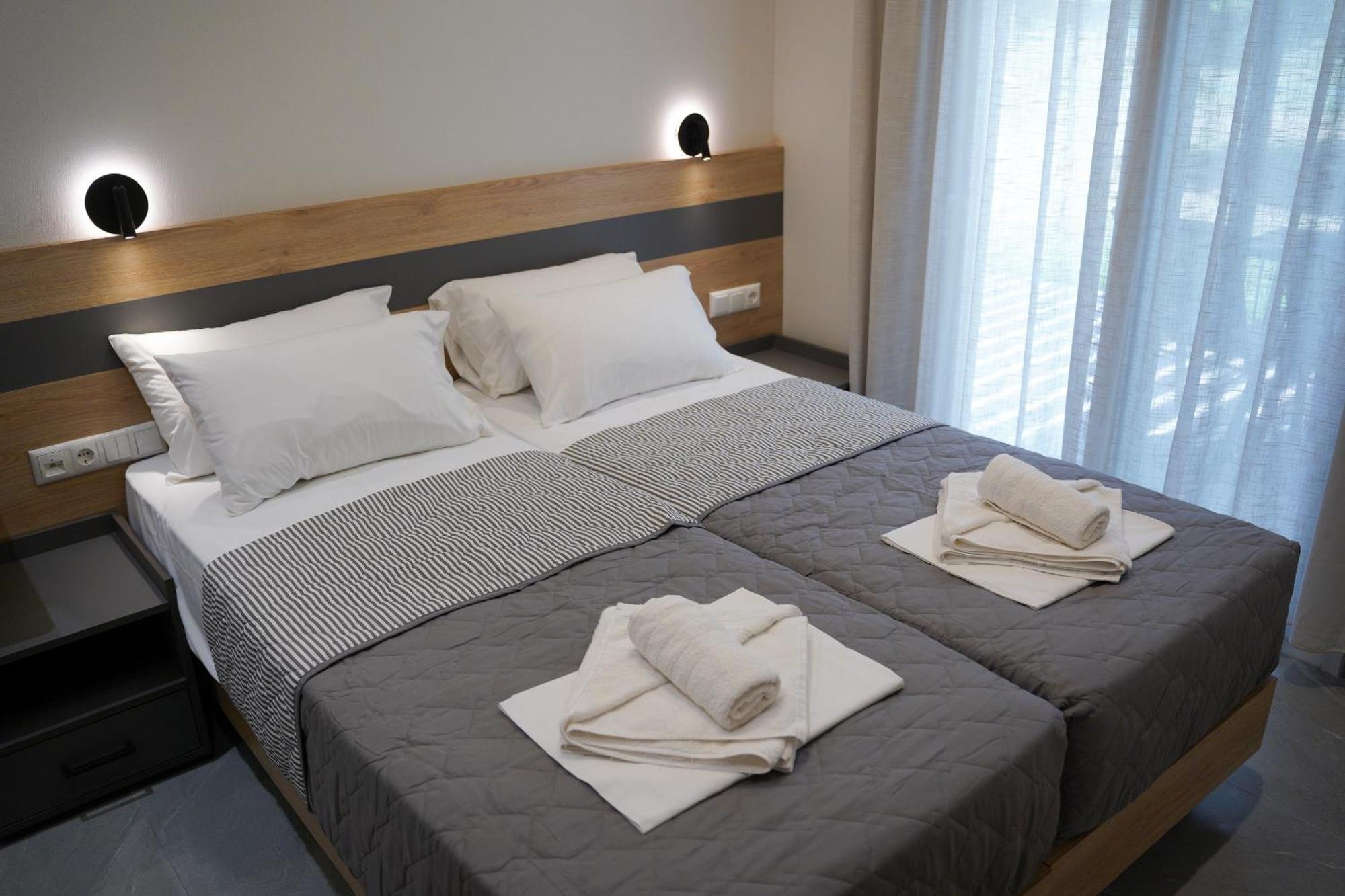 Sintrivanis Resort Beach Paralía Skotínis Dış mekan fotoğraf