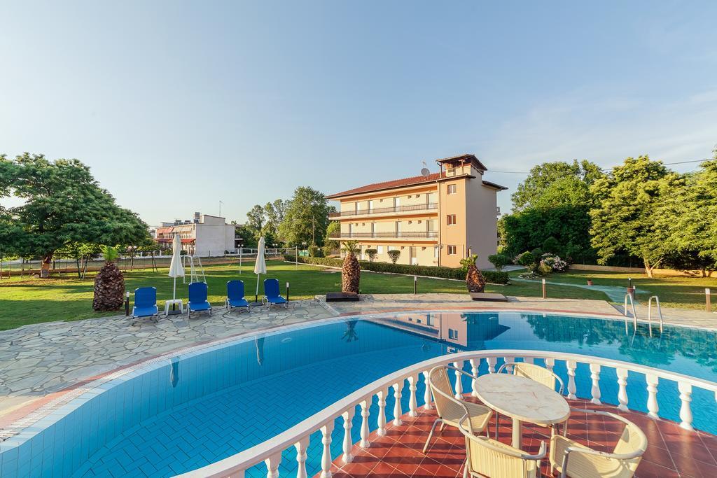 Sintrivanis Resort Beach Paralía Skotínis Dış mekan fotoğraf