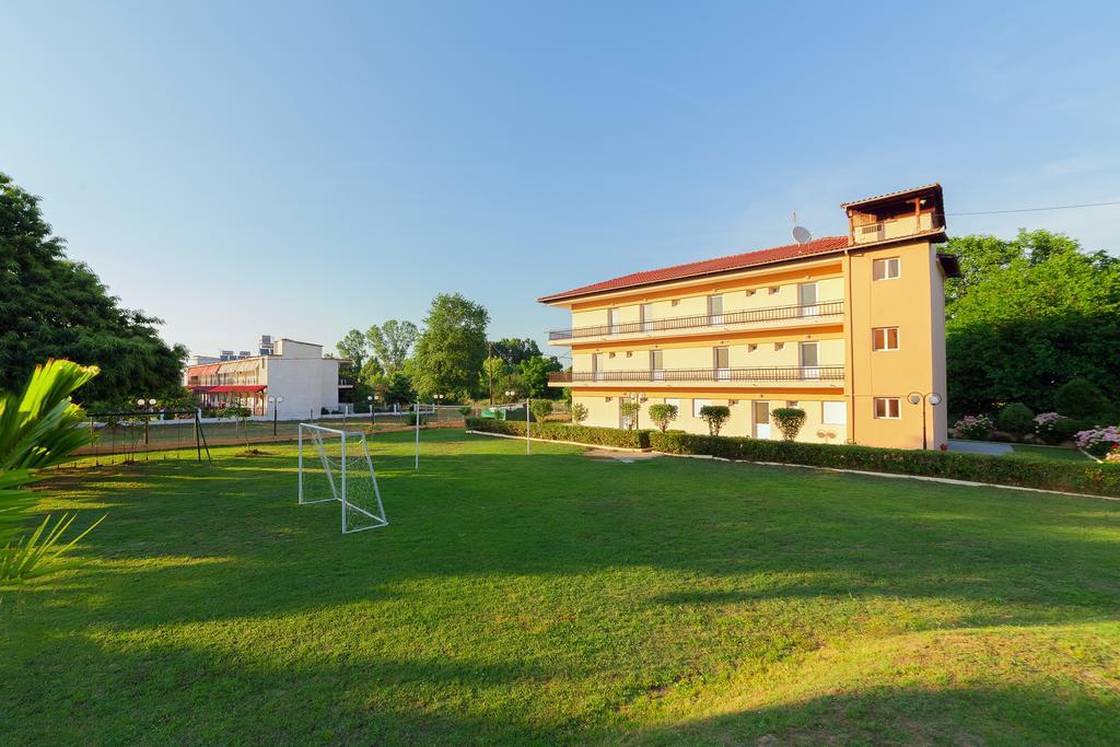 Sintrivanis Resort Beach Paralía Skotínis Dış mekan fotoğraf